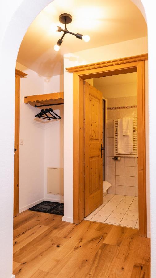 Wunderstay Alpine 16 Chic Studio Central Location クロスタース エクステリア 写真